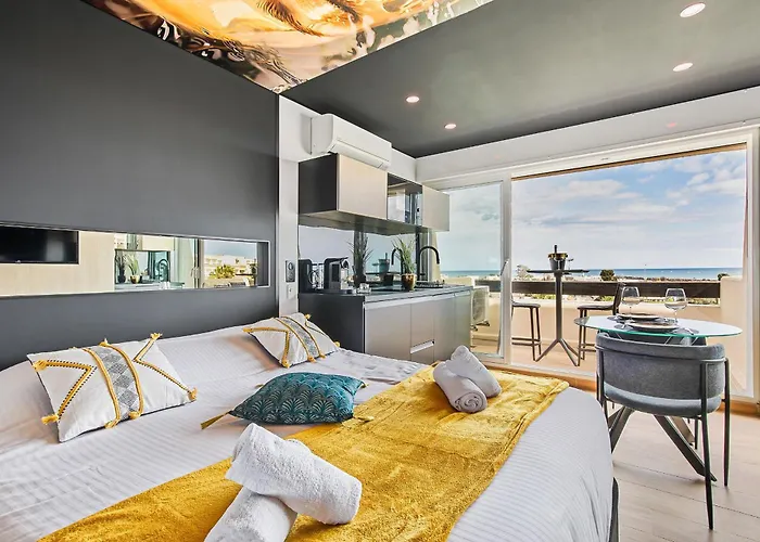 Golden Kiss Vue Mer Port Nature Village Naturiste Apartment *