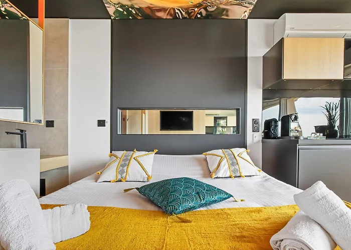 Apartment Golden Kiss Vue Mer Port Nature Village Naturiste