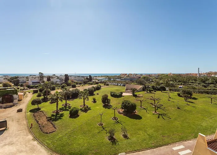 Golden Kiss Vue Mer Port Nature Village Naturiste